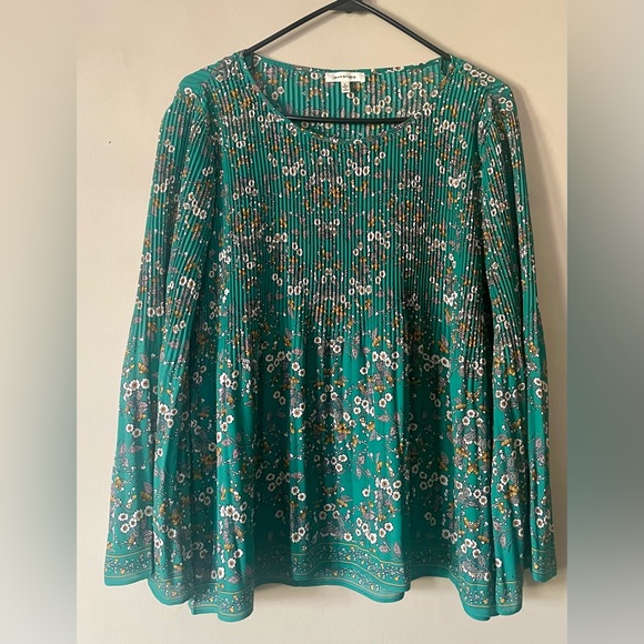 Max Studio Green Floral Top - Picture 1 of 6
